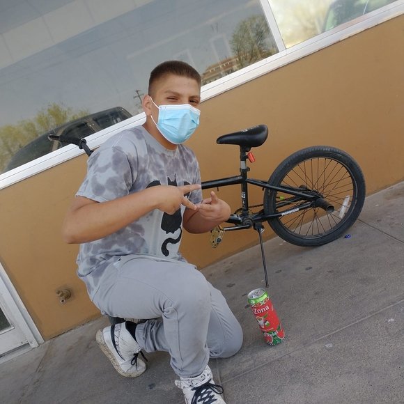 Meet your Posher, David - Picture 1 of 1